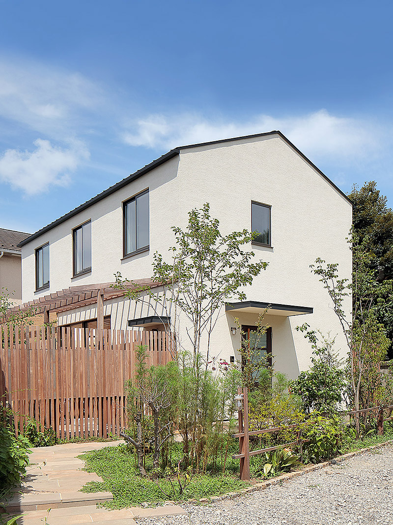 本とともに暮らす家