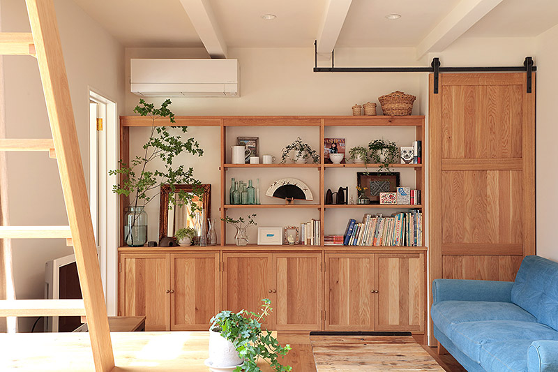 本とともに暮らす家