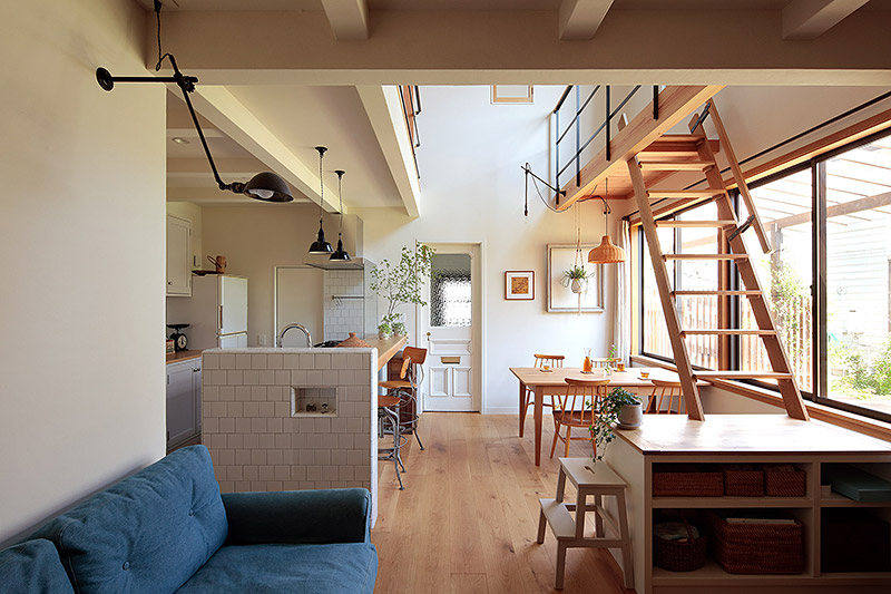 本とともに暮らす家