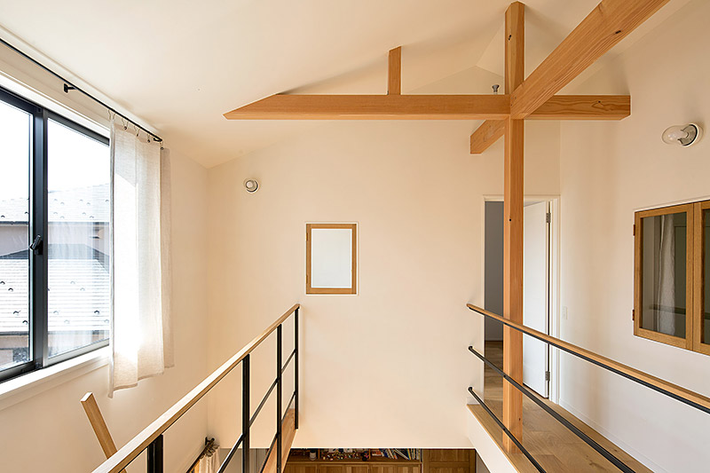 本とともに暮らす家