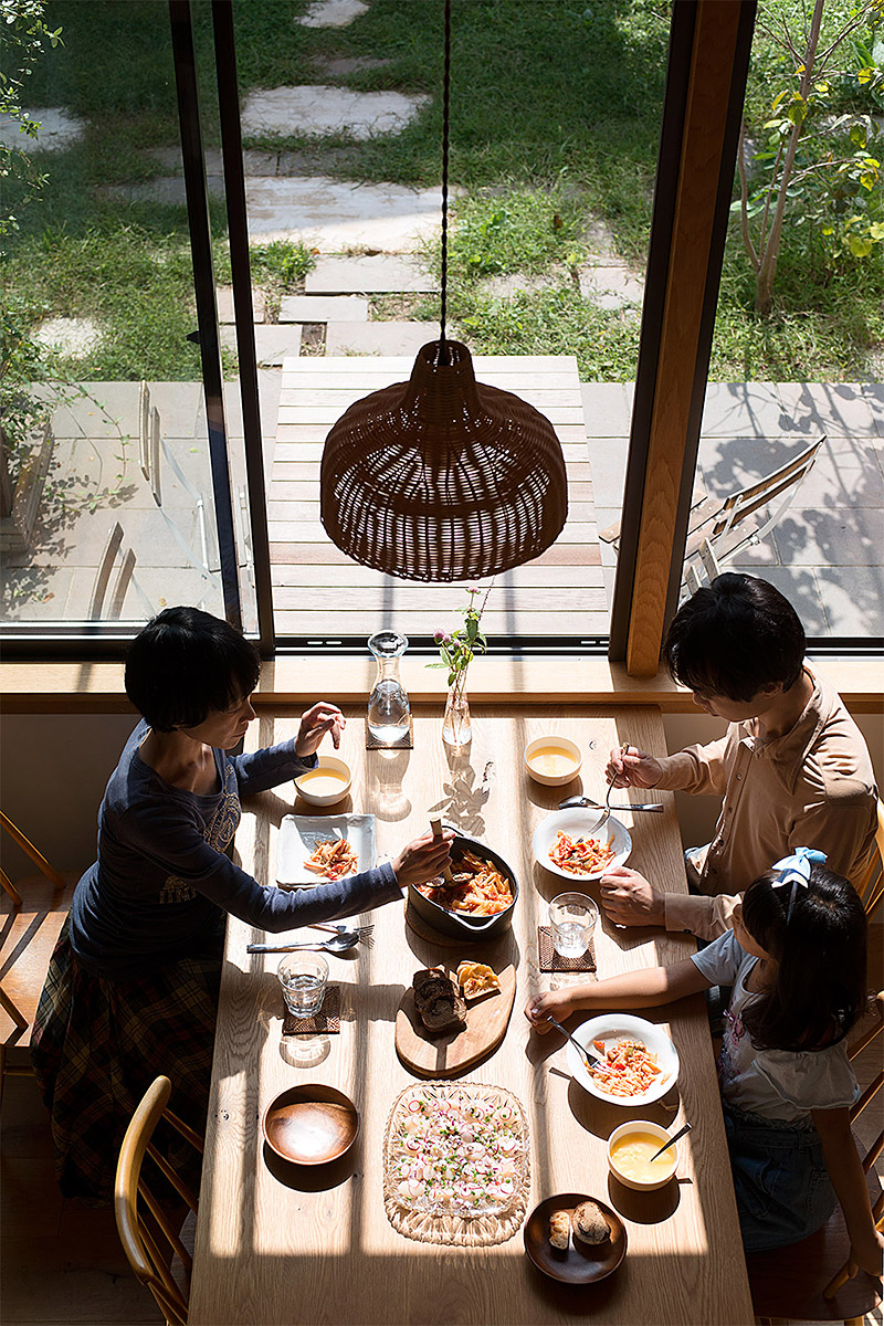 本とともに暮らす家